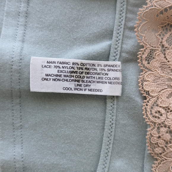 2 Cabernet Camisoles - Picture 4 of 9